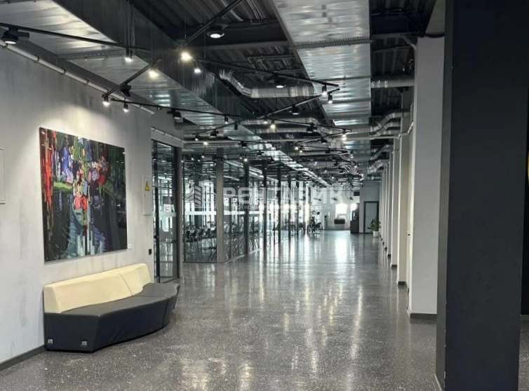 Офис Красного Текстильщика, 10-12 О площадью 2408 квадратных метров
