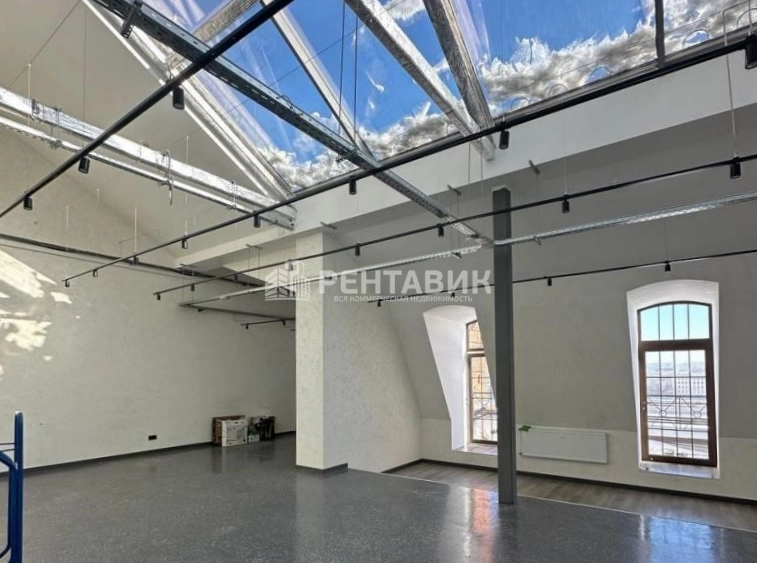 Офис Красного Текстильщика, 10-12 О площадью 2408 квадратных метров