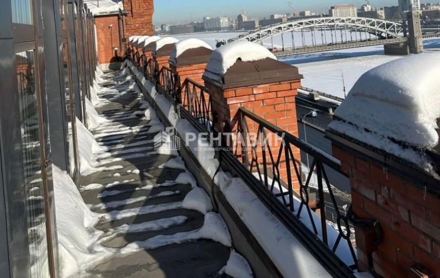 Офис Красного Текстильщика, 10-12 О площадью 2408 квадратных метров