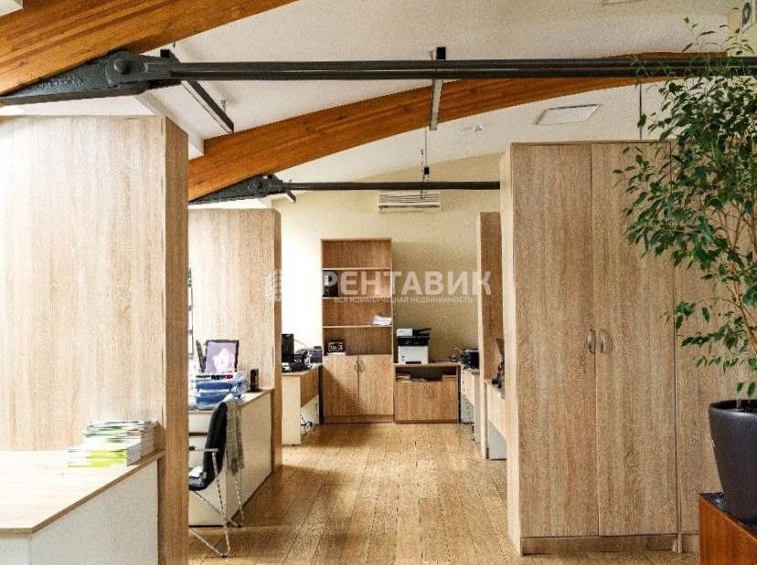Офис Дом Булгакова площадью 307 квадратных метров