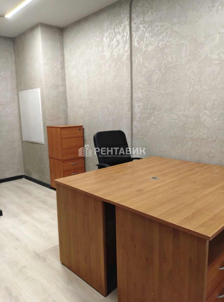 Офис Чечёрский, 136 площадью 400 квадратных метров