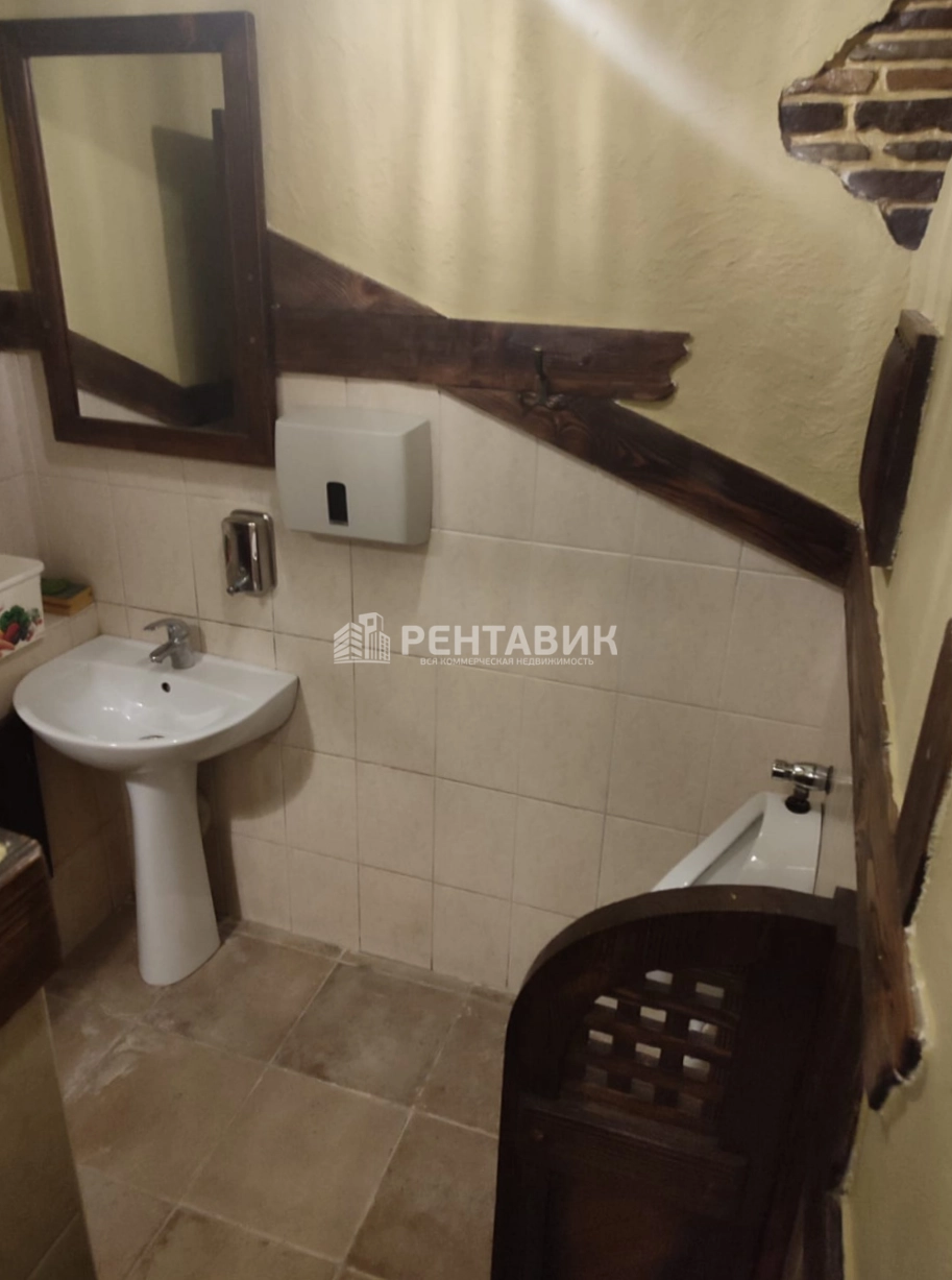 Помещение свободного назначения Новослободская 67-69 площадью 225 квадратных метров