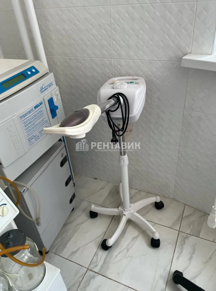 Помещение свободного назначения Новаторов, 6 площадью 139 квадратных метров