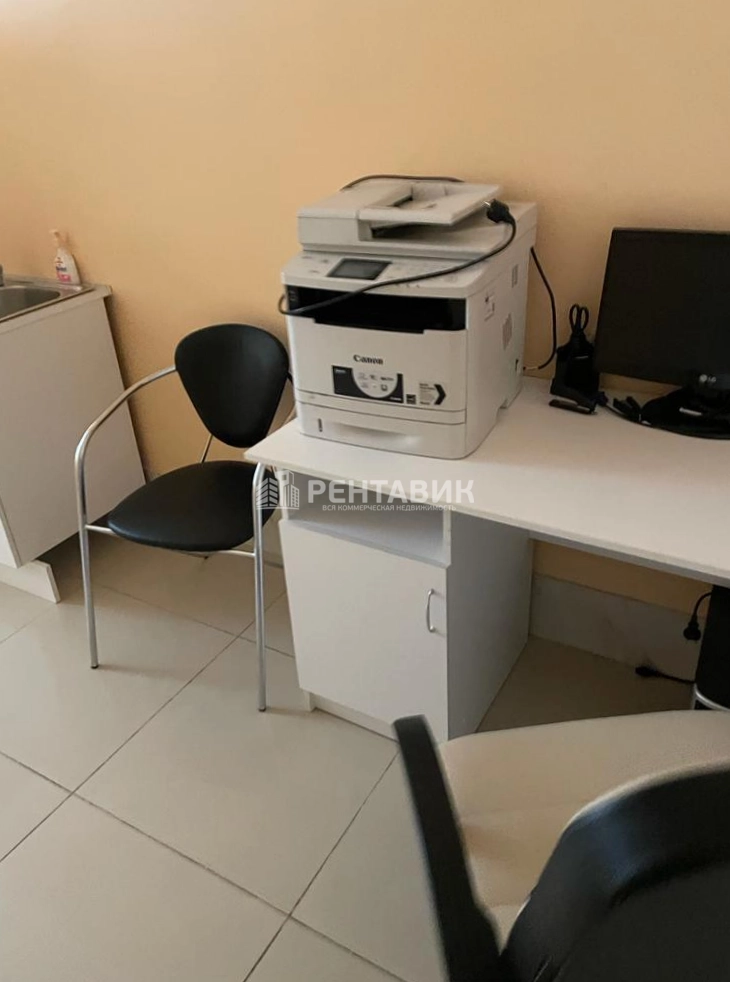 Помещение свободного назначения Новаторов, 6 площадью 139 квадратных метров