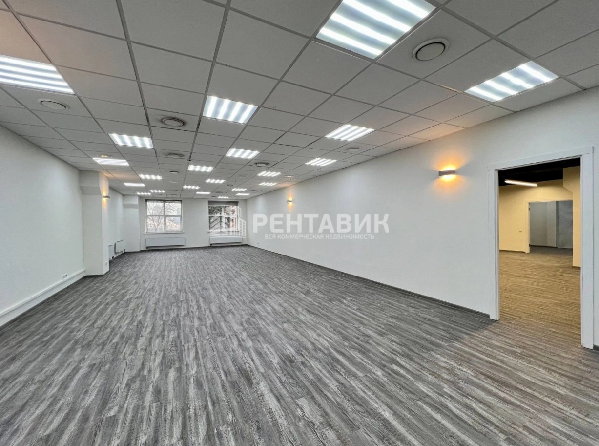 Офис Варшавская плаза площадью 362 квадратных метров