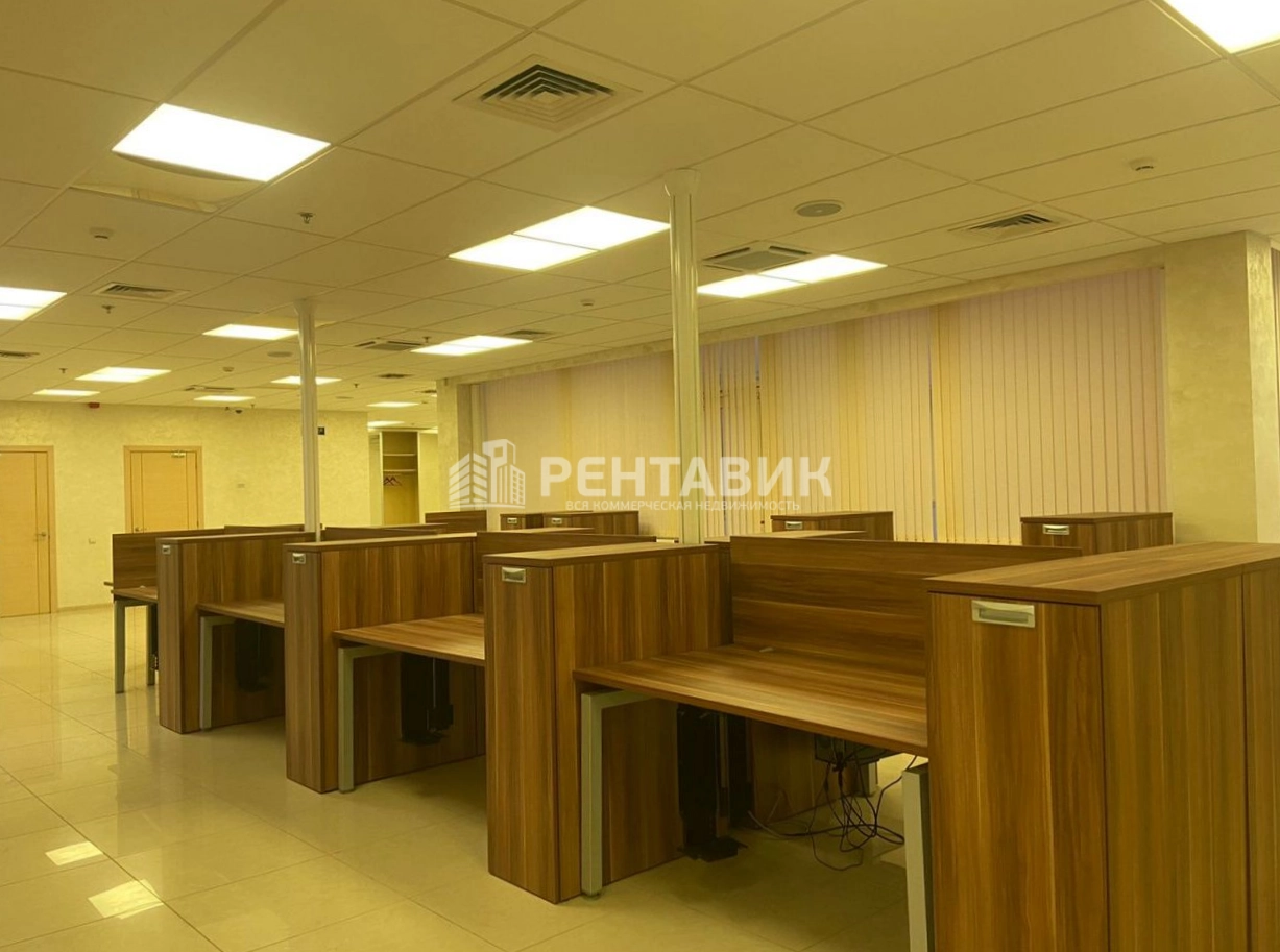 Офис 9 Акров площадью 592 квадратных метров
