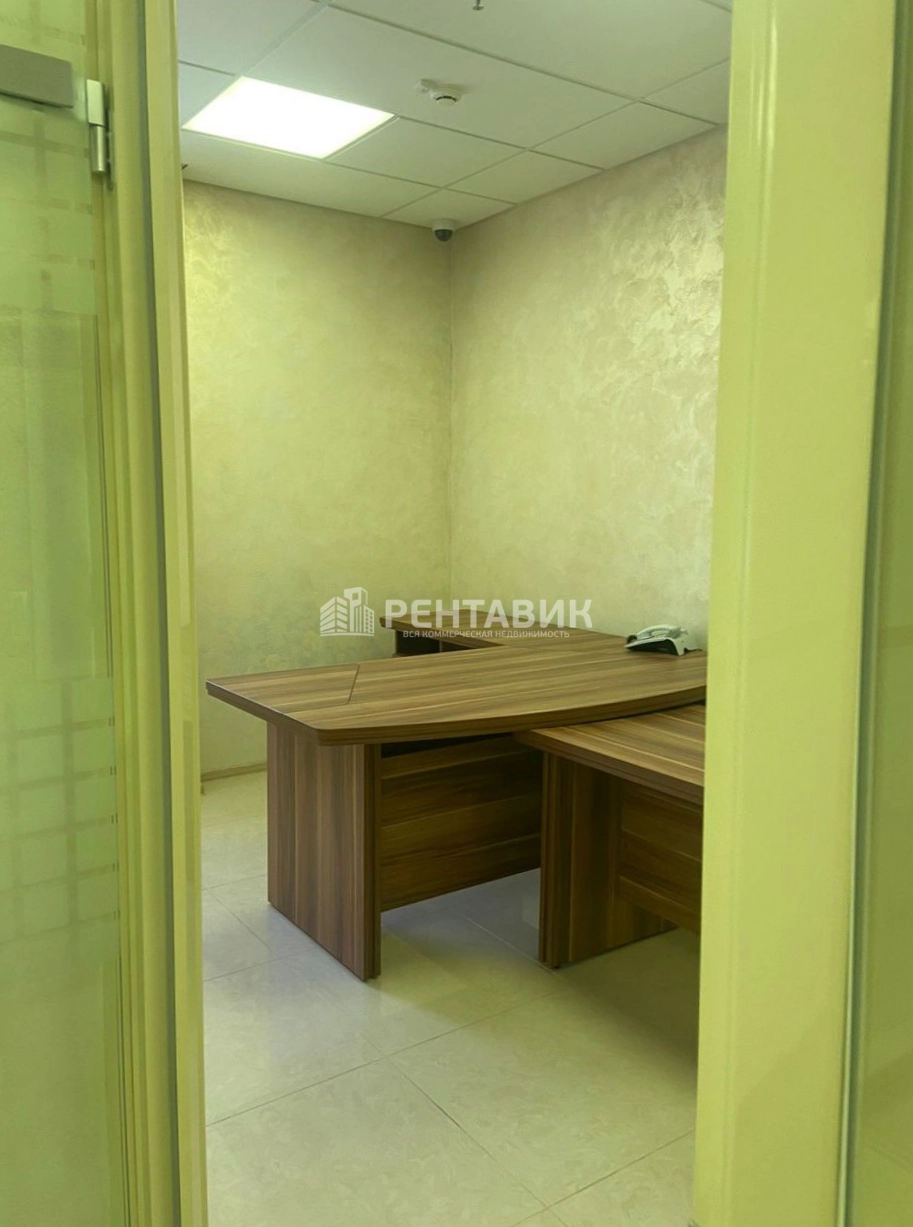 Офис 9 Акров площадью 592 квадратных метров
