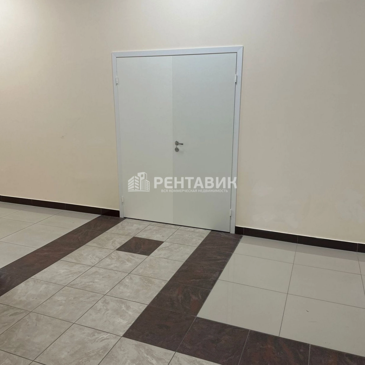 Склад Новолитовская, 15г площадью 400 квадратных метров