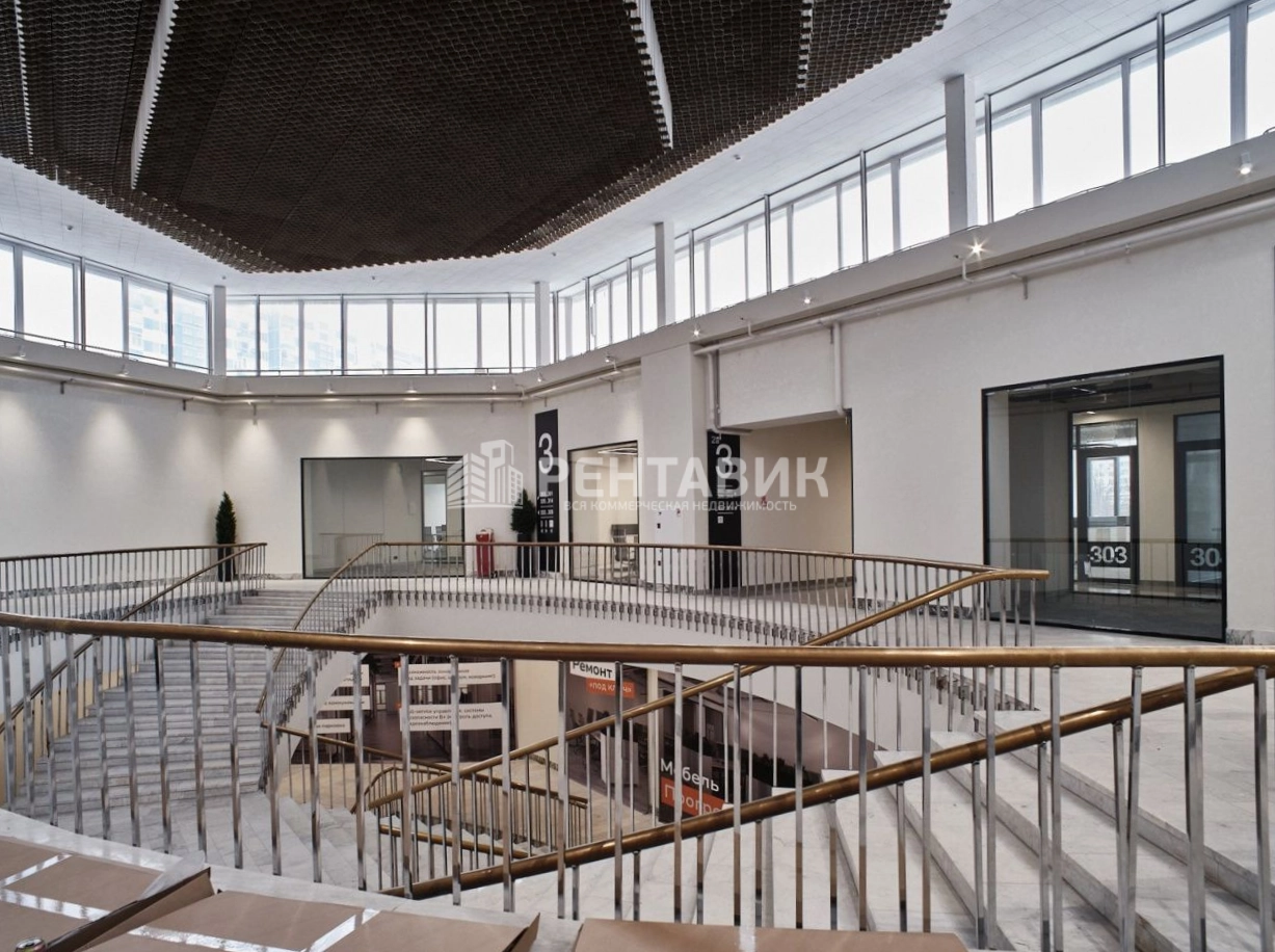 холл БЦ на Ленинском 158