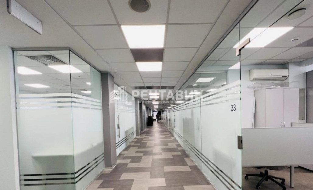 Офис W Plaza I площадью 1300 квадратных метров