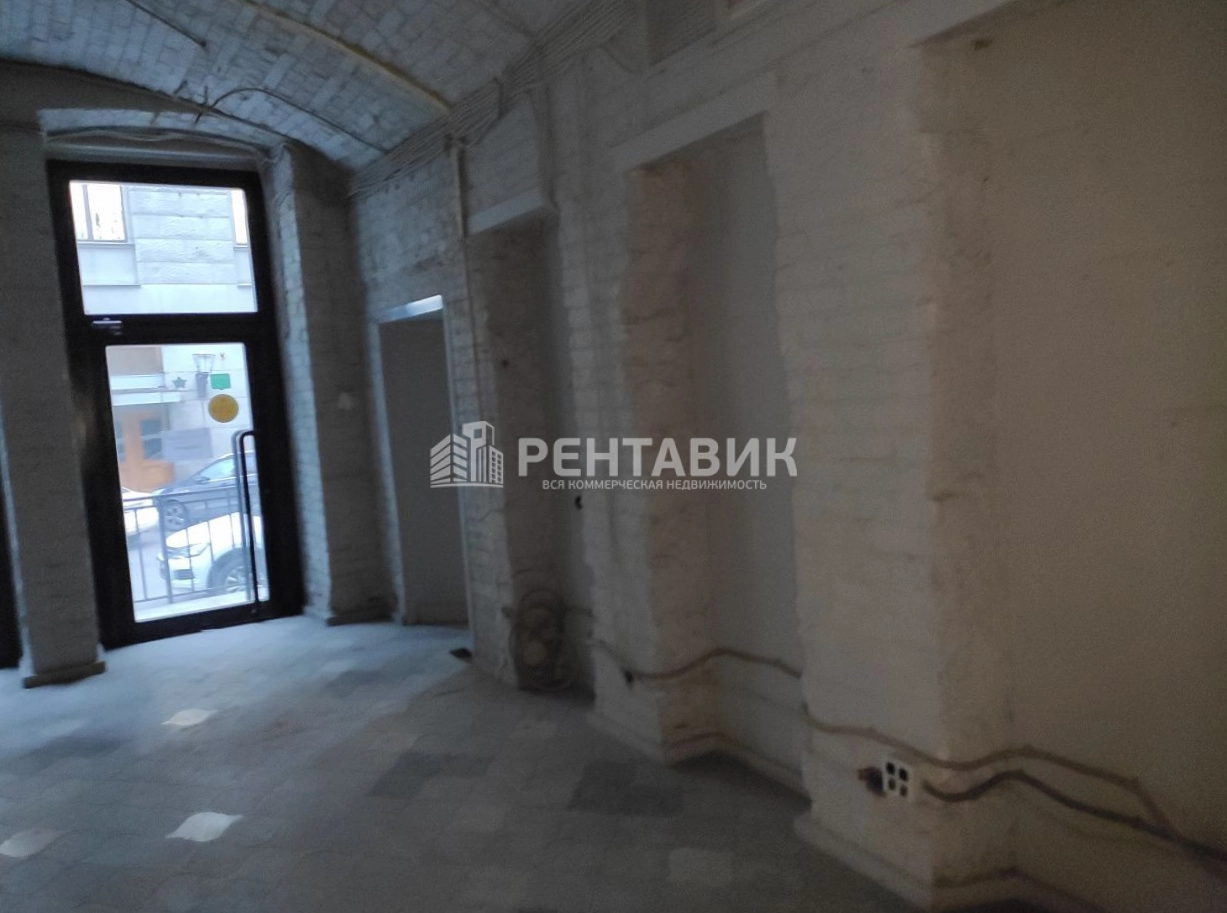 Помещение свободного назначения Тверская, 5-6 площадью 320 квадратных метров