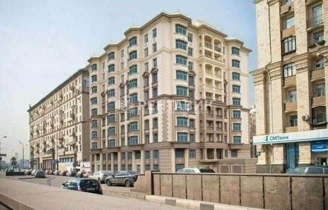 фасад дома, здание по адресу г Москва, пр-кт Мира, д 83