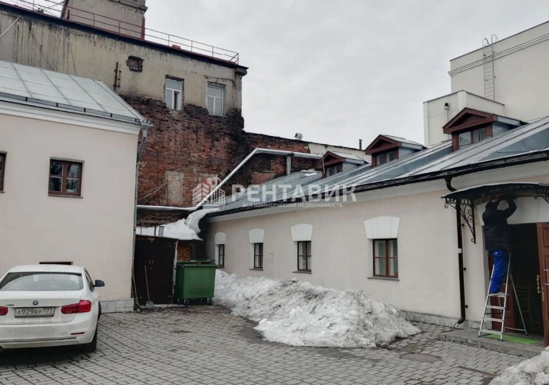 фасад дома, здание по адресу г Москва, ул Новая Басманная, д 23А стр 3 