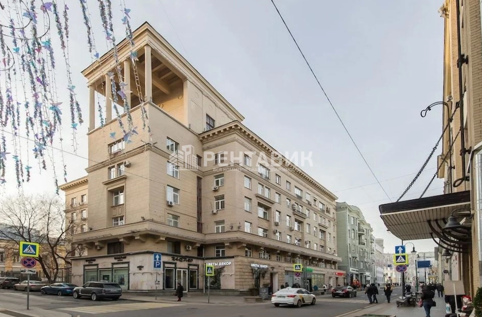 фасад дома, здание по адресу г Москва, ул Большая Дмитровка, д 21/7 