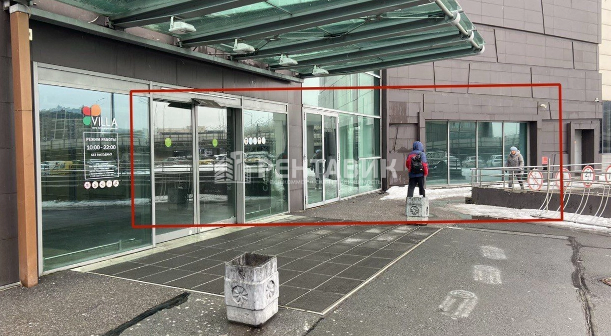 Торговая площадь VILLA площадью 2100 квадратных метров