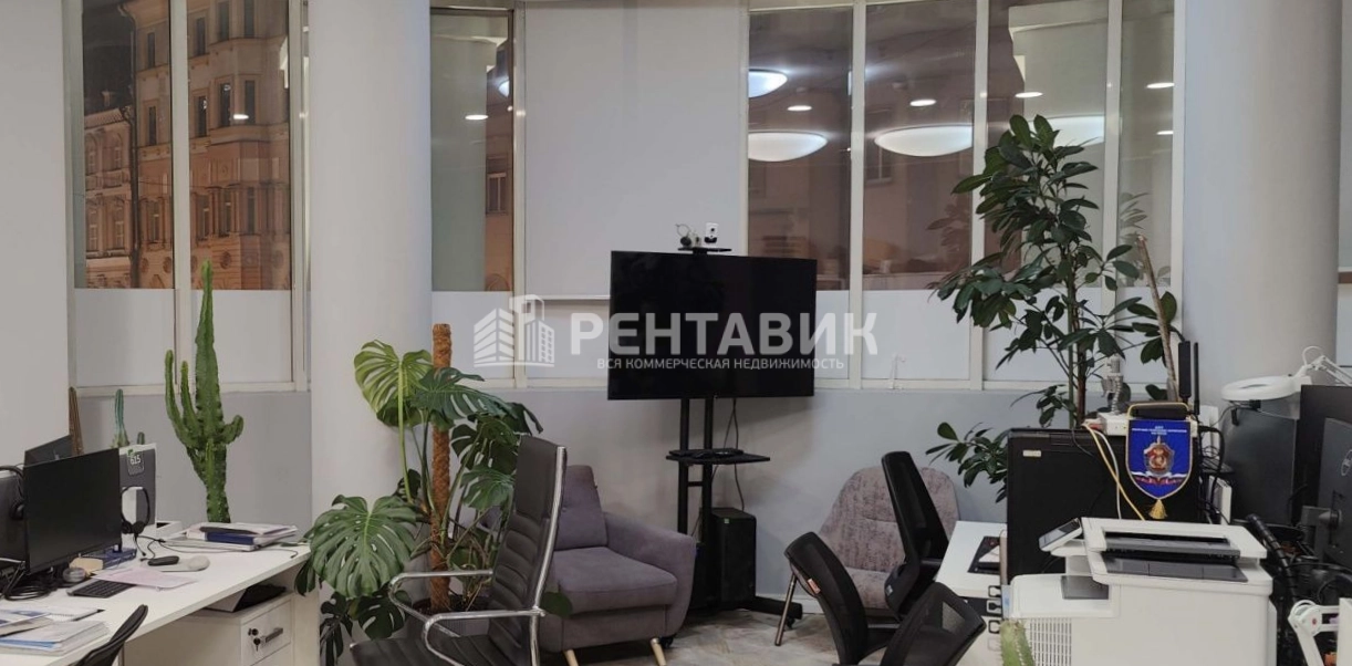 Офис Арбат Плаза площадью 595 квадратных метров
