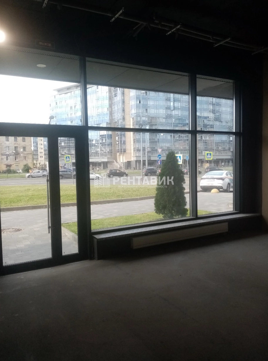 Помещение свободного назначения Перрон площадью 408 квадратных метров