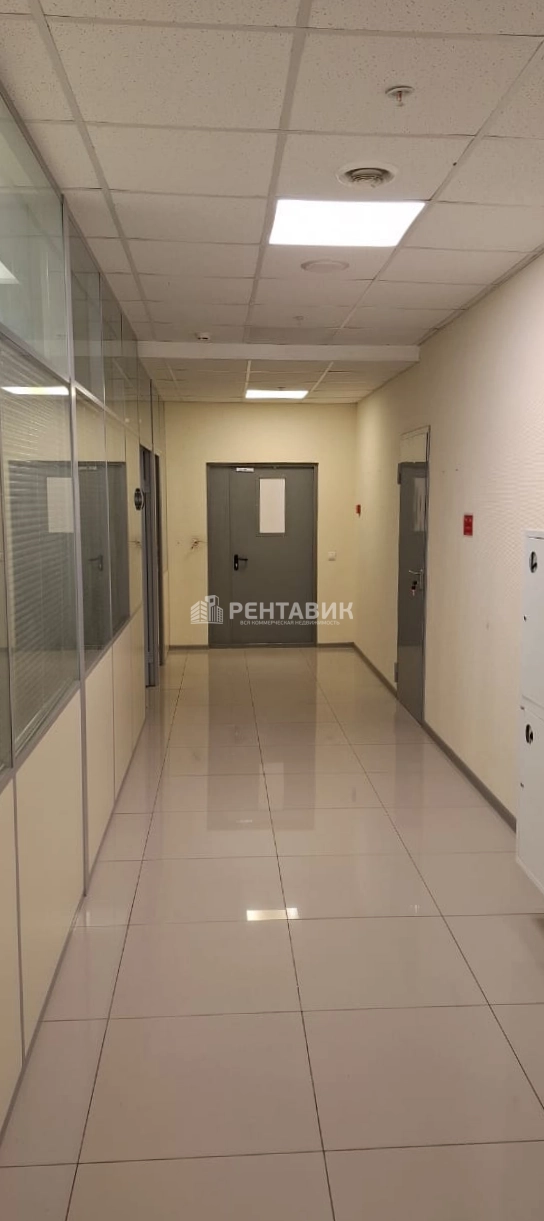 Офис Newton Plaza / Ньютон Плаза площадью 935 квадратных метров