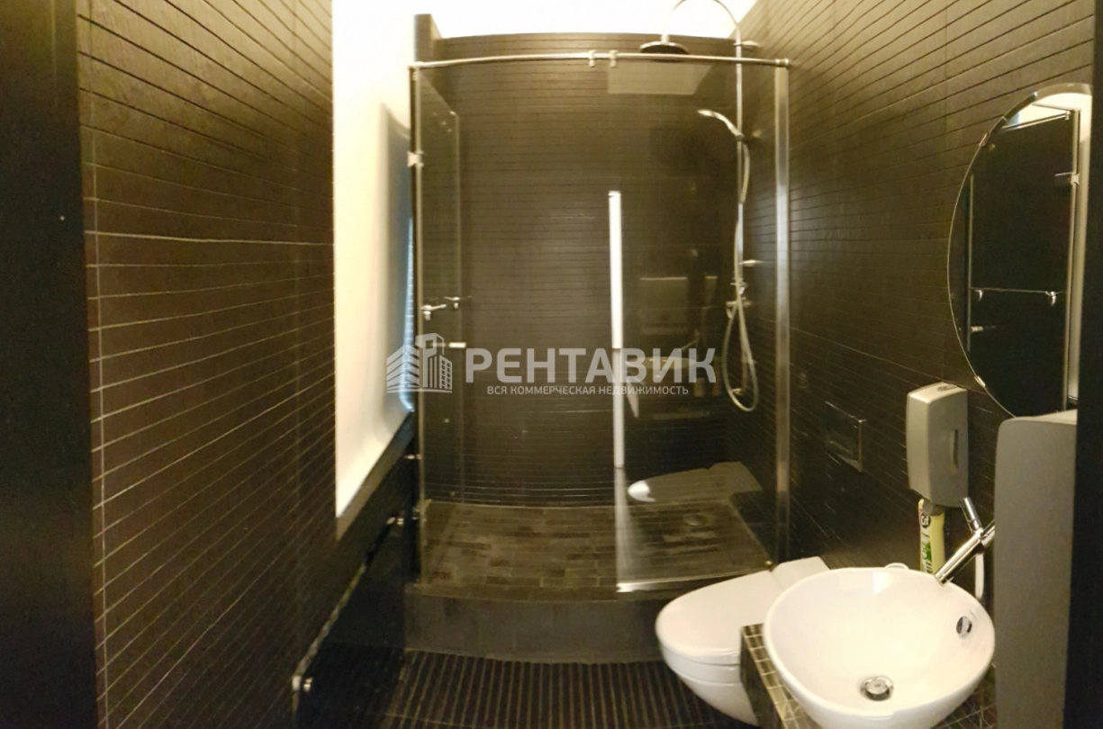 Здание целиком Николаевский площадью 4545 квадратных метров