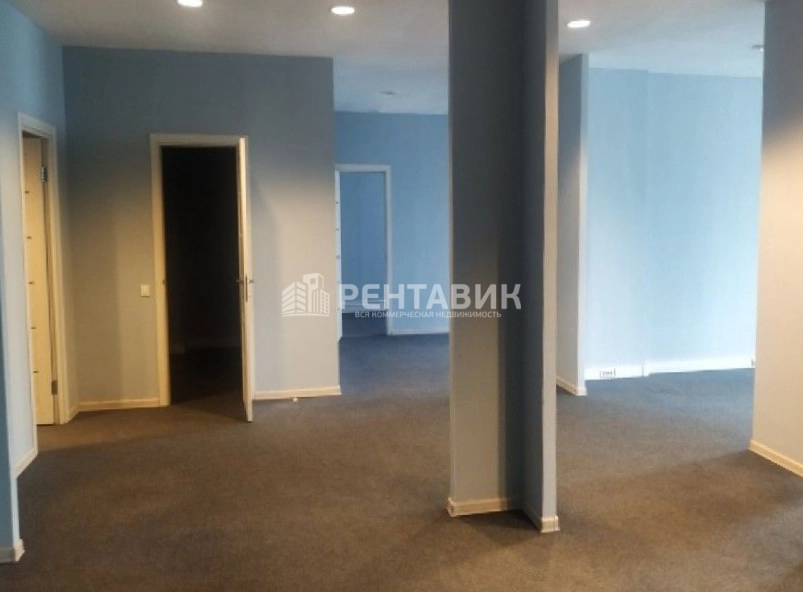 Офис Оружейная Плаза площадью 327 квадратных метров