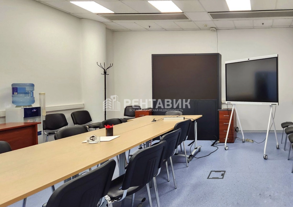 Офис Comcity, Фаза Альфа площадью 3060 квадратных метров