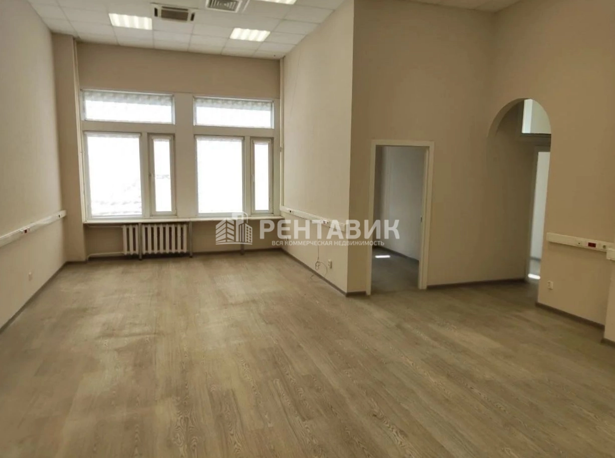 Офис Тюшина, 11 площадью 826 квадратных метров