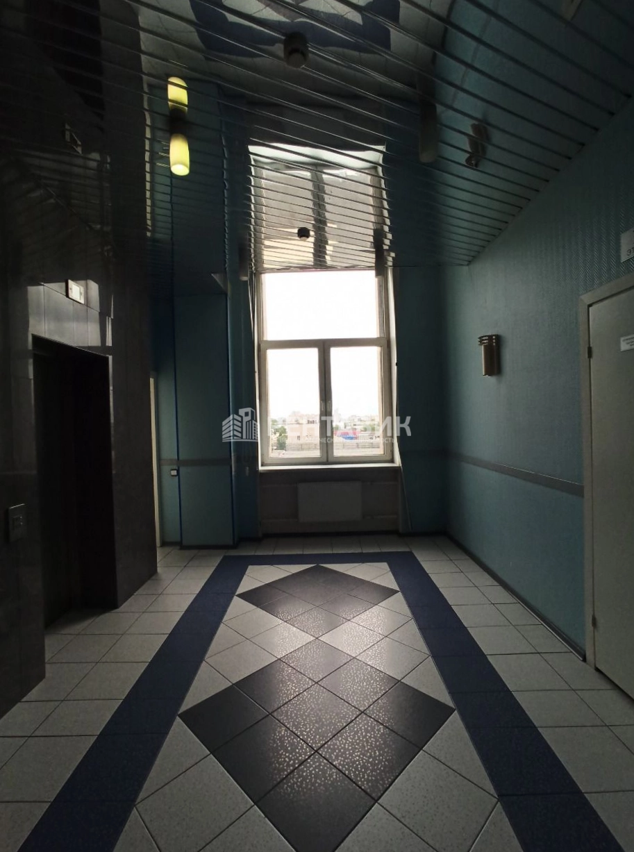 Офис Трефолева, 2В площадью 245 квадратных метров