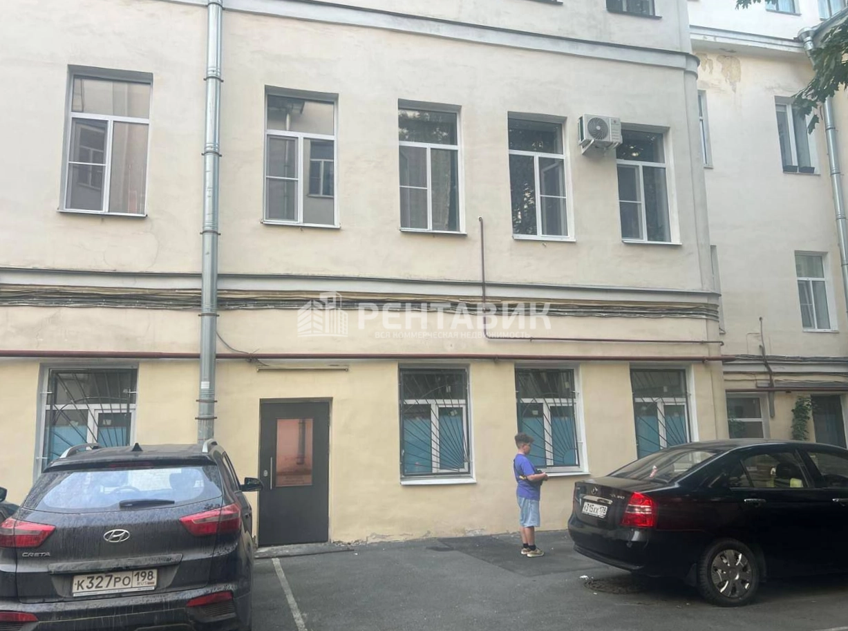 Помещение свободного назначения Литейный, 30 площадью 270 квадратных метров
