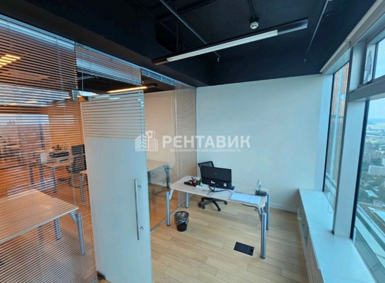Офис Башня Империя площадью 216.7 квадратных метров