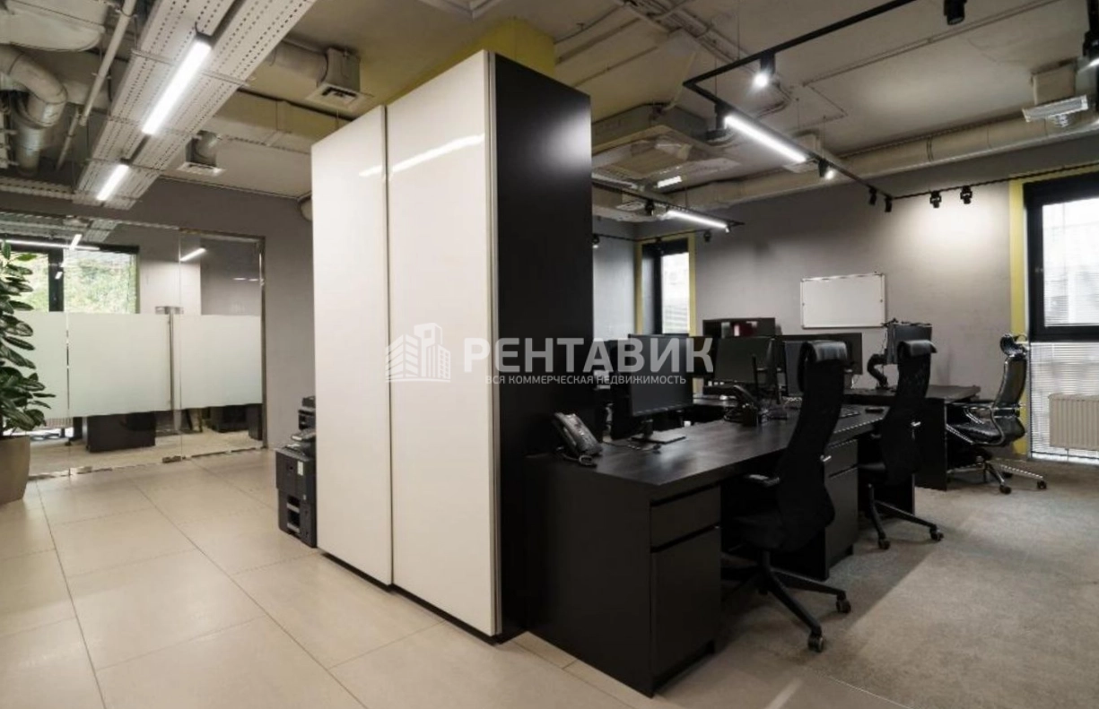 Офис Юннаты площадью 402.4 квадратных метров