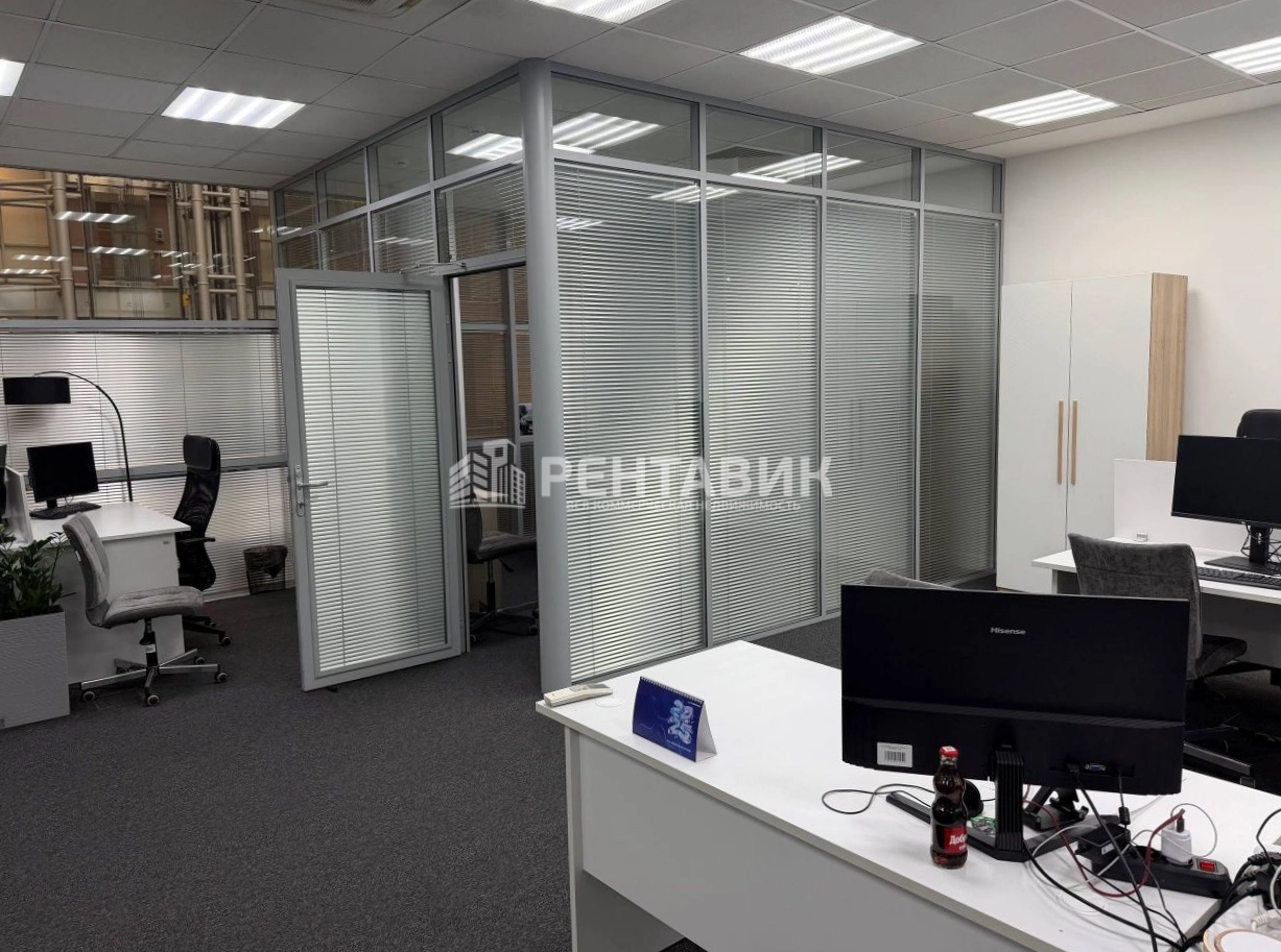 Офис Барклай Плаза площадью 136.6 квадратных метров