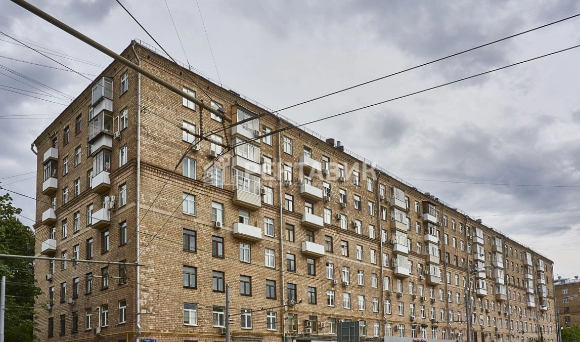 фасад дома, здание по адресу г Москва, ул Алабяна, д 3 к 1