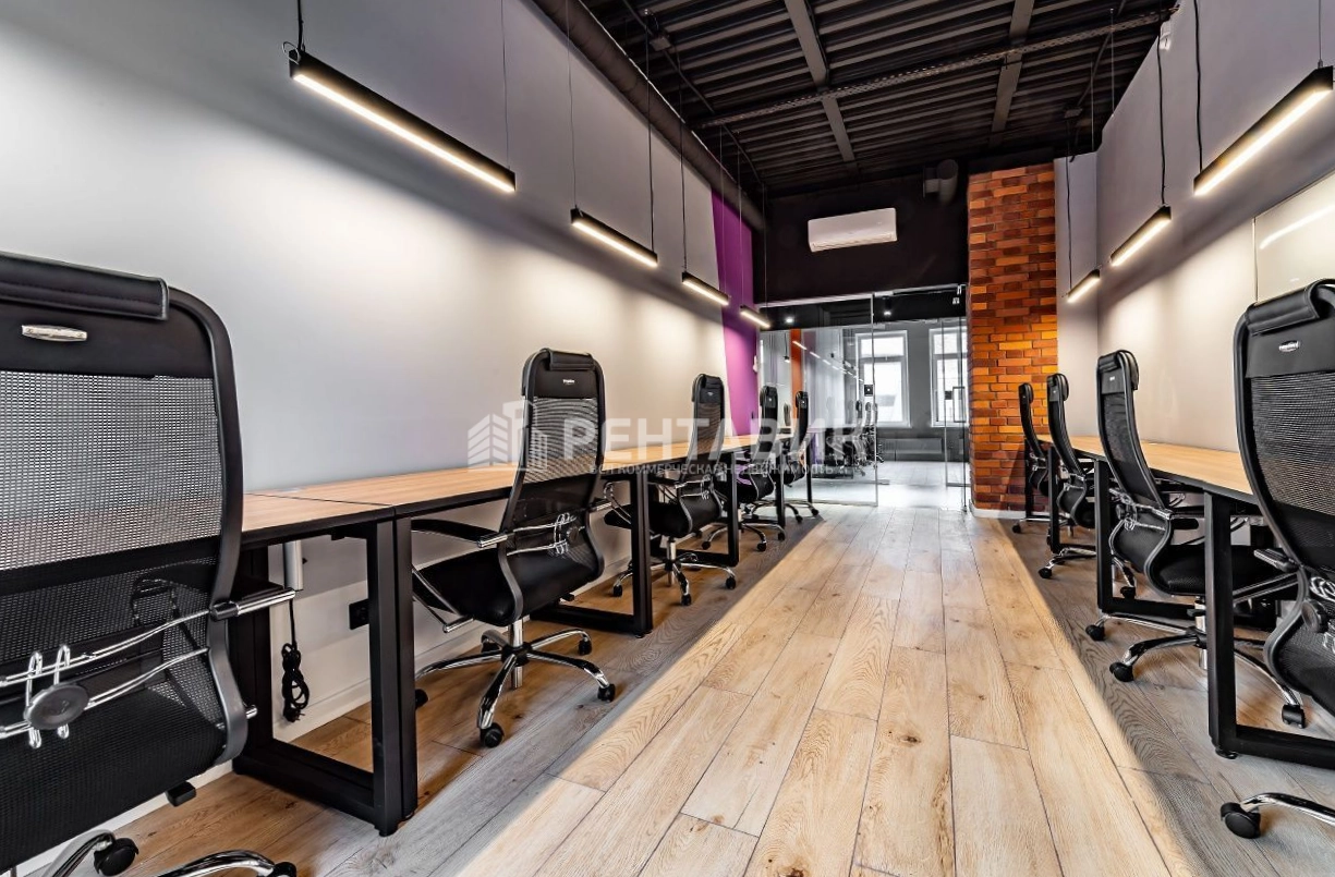Офис Гороховая 49 Б площадью 1400 квадратных метров