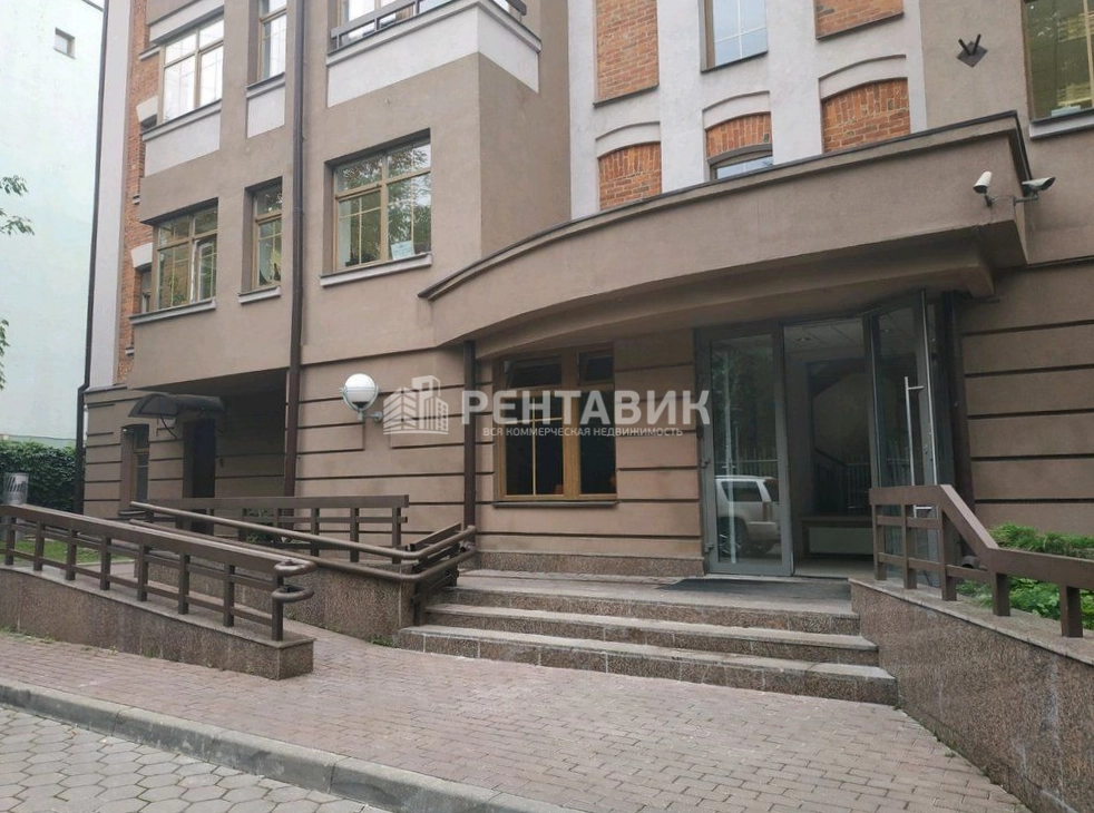 фасад дома, здание по адресу г Москва, ул Большая Серпуховская, д 19/37 стр 4