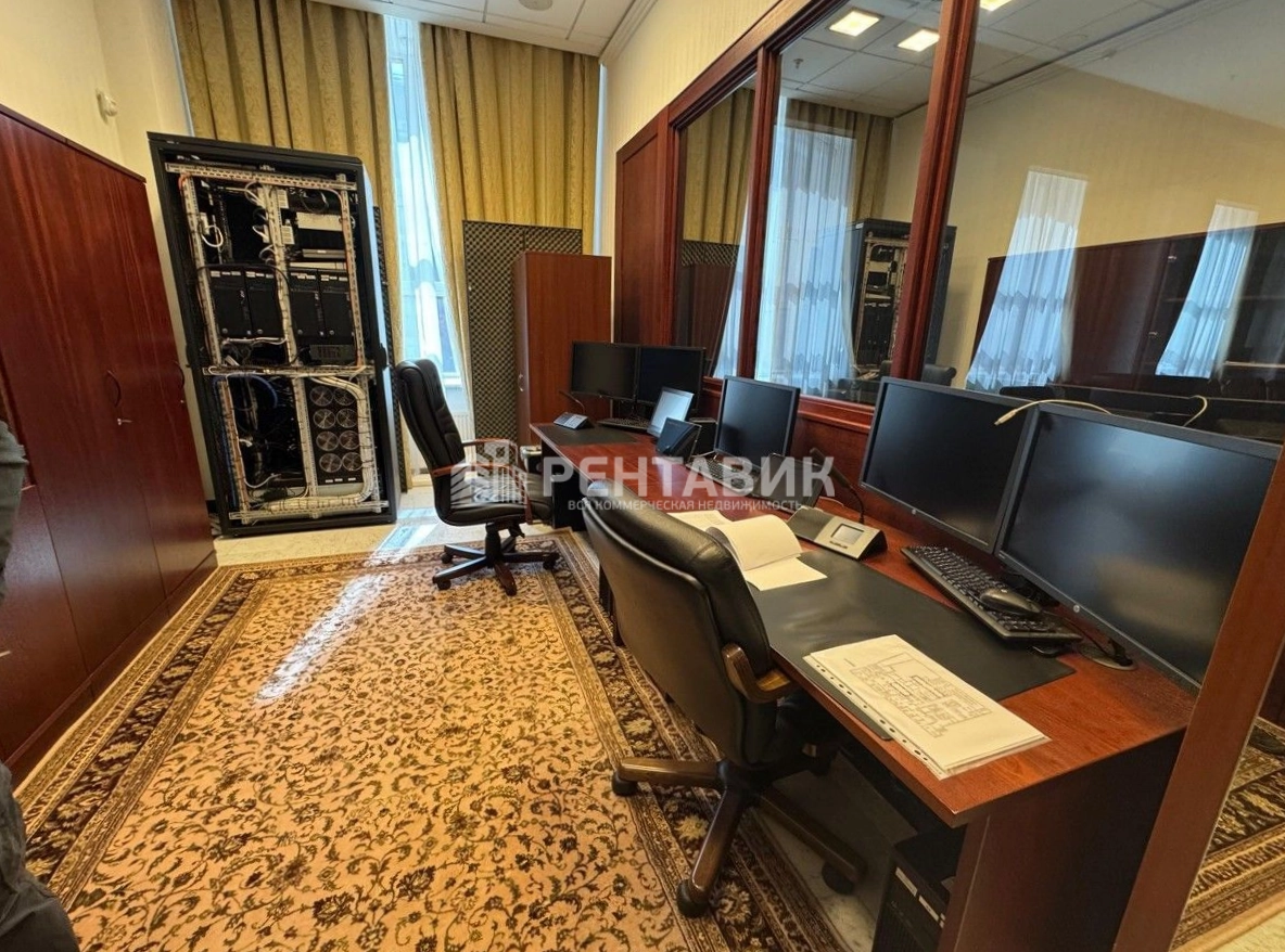 Офис Новоданиловский Дом площадью 1720.9 квадратных метров