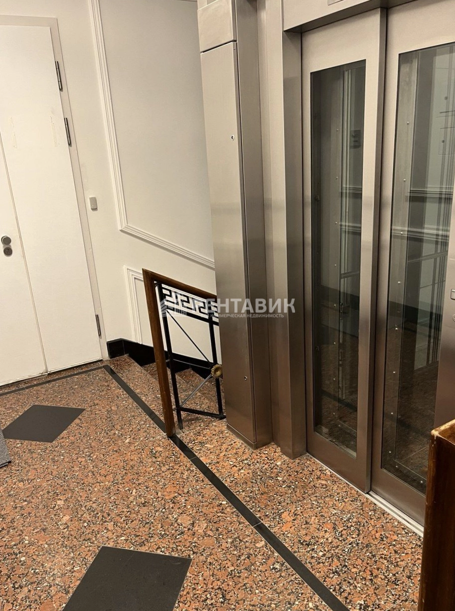фасад дома, здание по адресу г Москва, ул Большая Дмитровка, д 7/5 стр 1