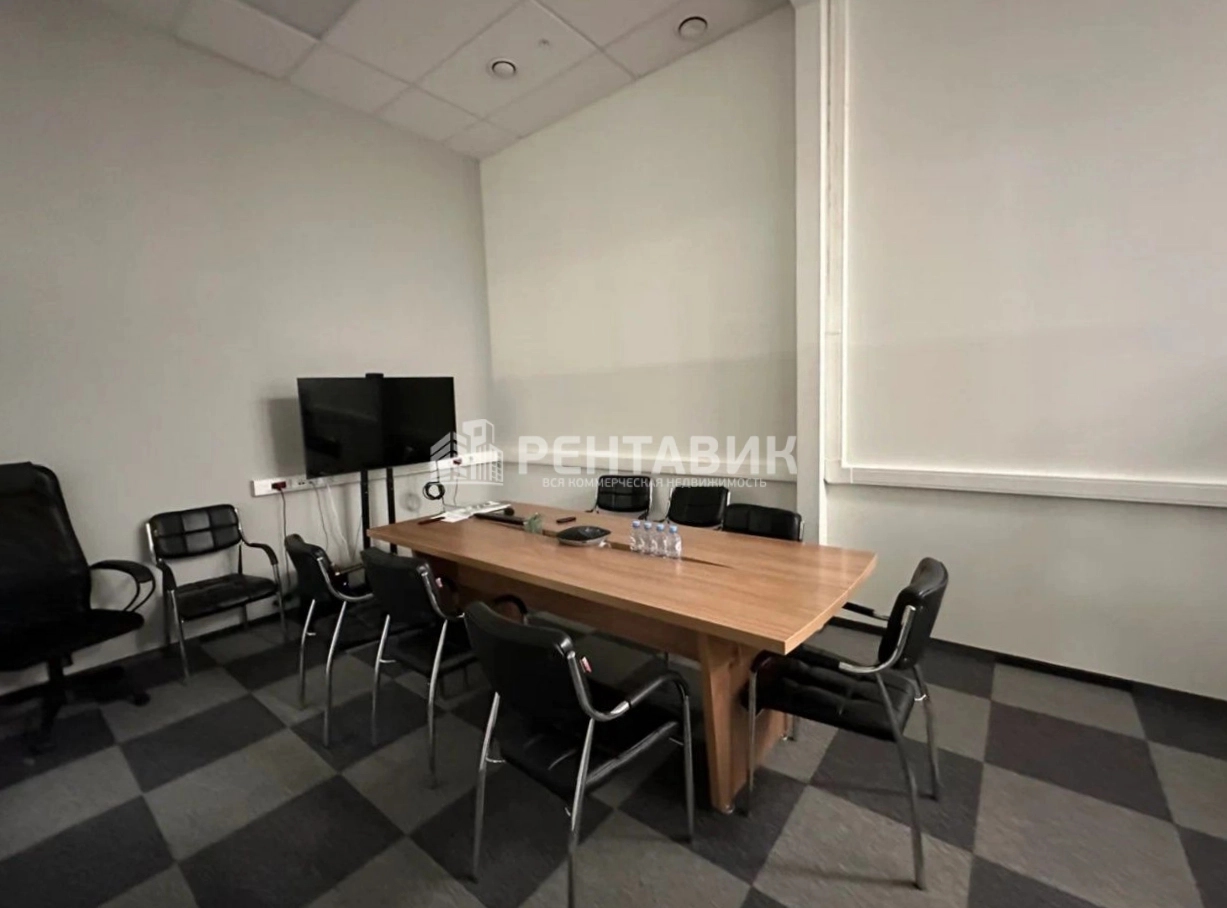 Офис Baker Plaza / Бейкер Плаза площадью 580.8 квадратных метров
