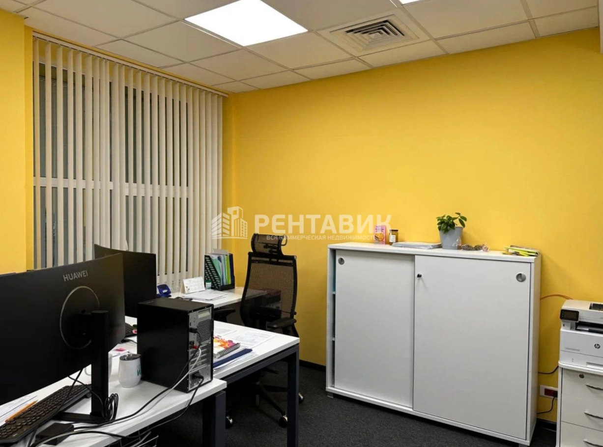 Офис Baker Plaza / Бейкер Плаза площадью 564 квадратных метров