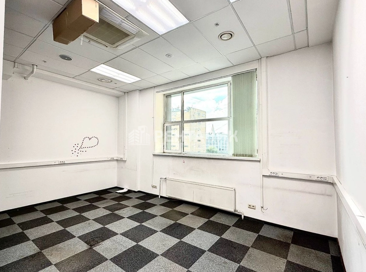 Офис Baker Plaza / Бейкер Плаза площадью 289 квадратных метров