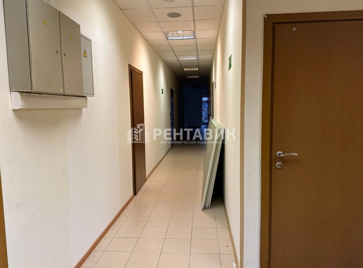 Офис Baker Plaza / Бейкер Плаза площадью 365.9 квадратных метров