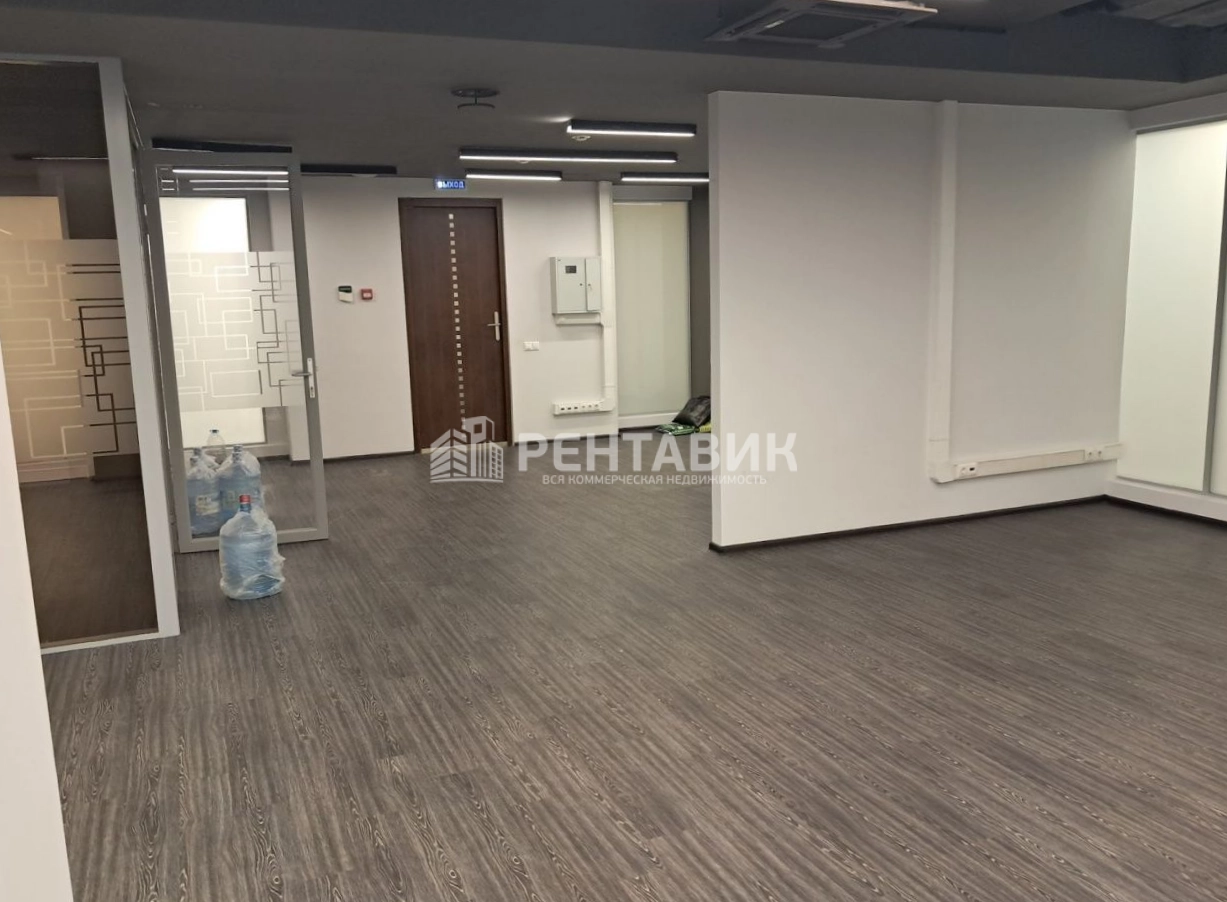 Офис Верейская Плаза III площадью 457 квадратных метров