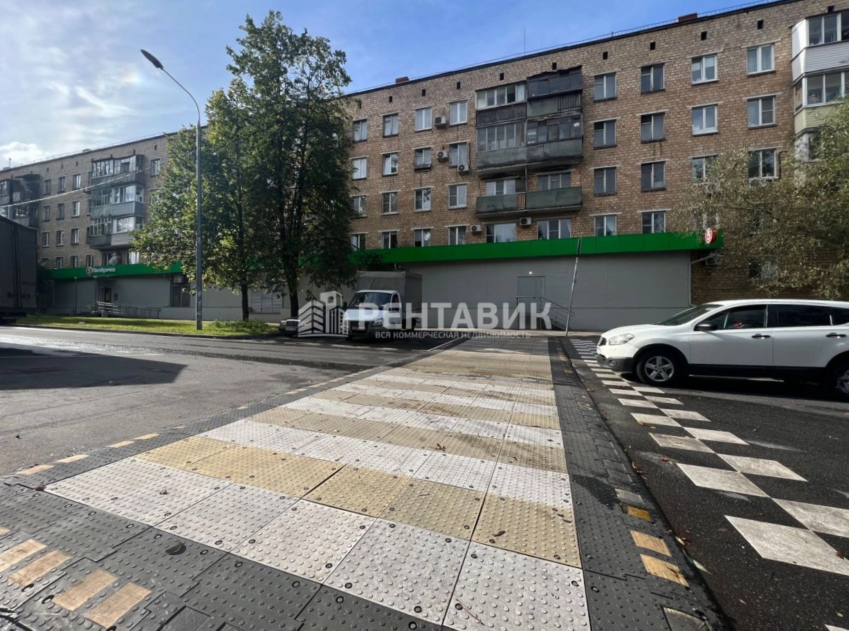 Помещение свободного назначения Севастопольский, 37 площадью 1537.3 квадратных метров