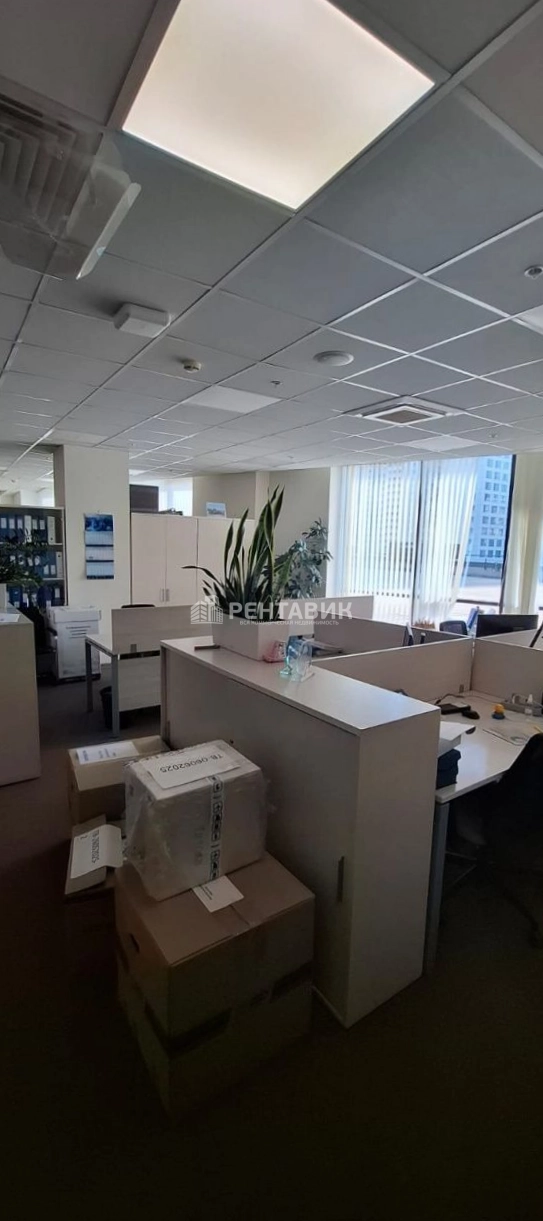 Офис Newton Plaza / Ньютон Плаза площадью 1419 квадратных метров
