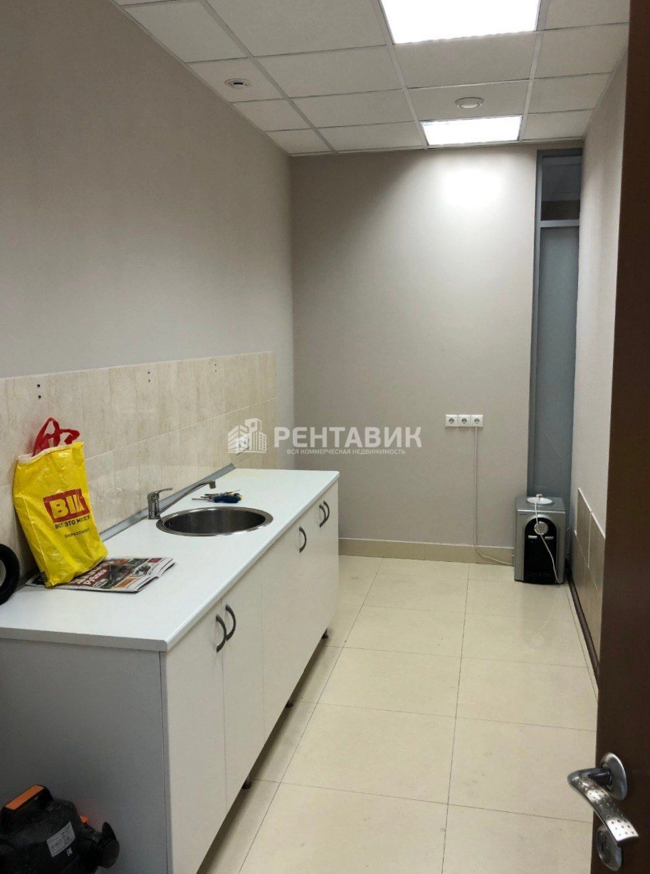 Офис Омега Плаза площадью 270 квадратных метров