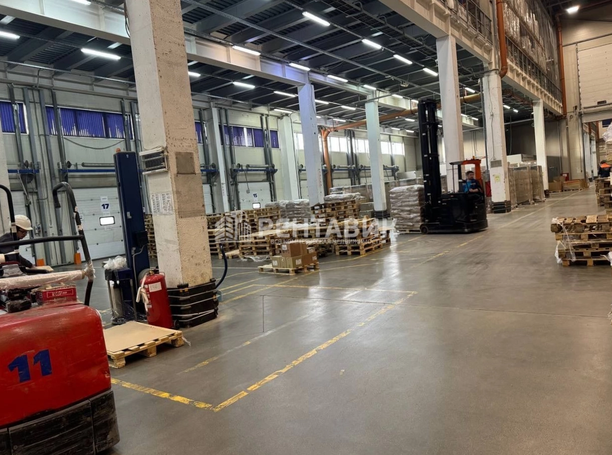 Склад Московское, 235 площадью 589 квадратных метров