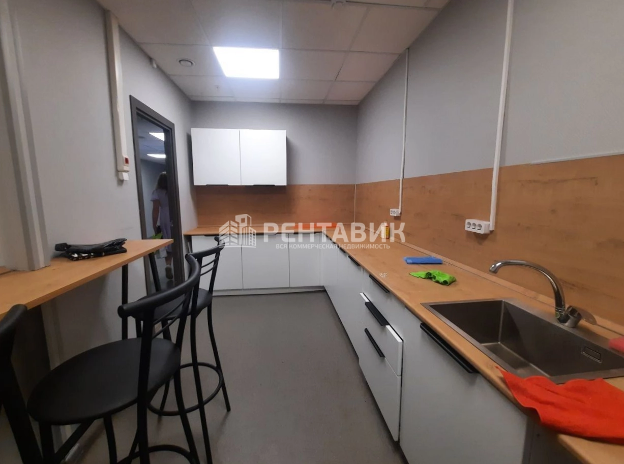 Офис Золотой Век площадью 365.9 квадратных метров