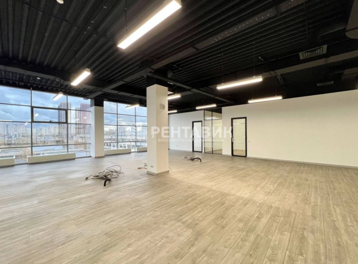 Офис West Park площадью 806.4 квадратных метров