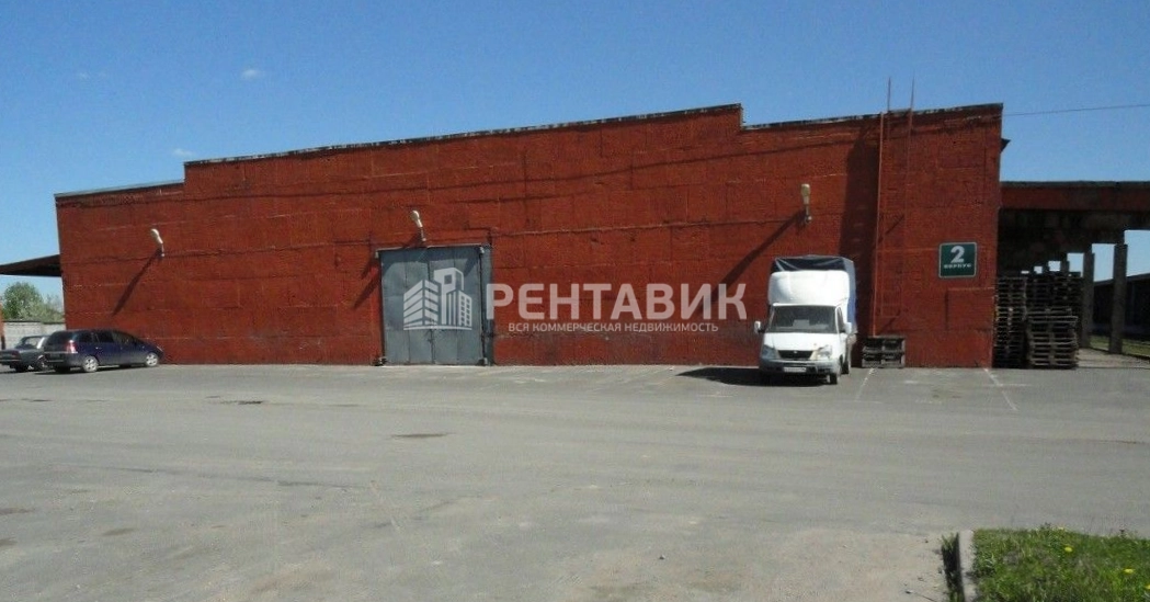 Здание Пригородный, Вырицкое, 2 по адресу Ленинградская обл, Гатчинский р-н, поселок Пригородный, Вырицкое шоссе, д 2