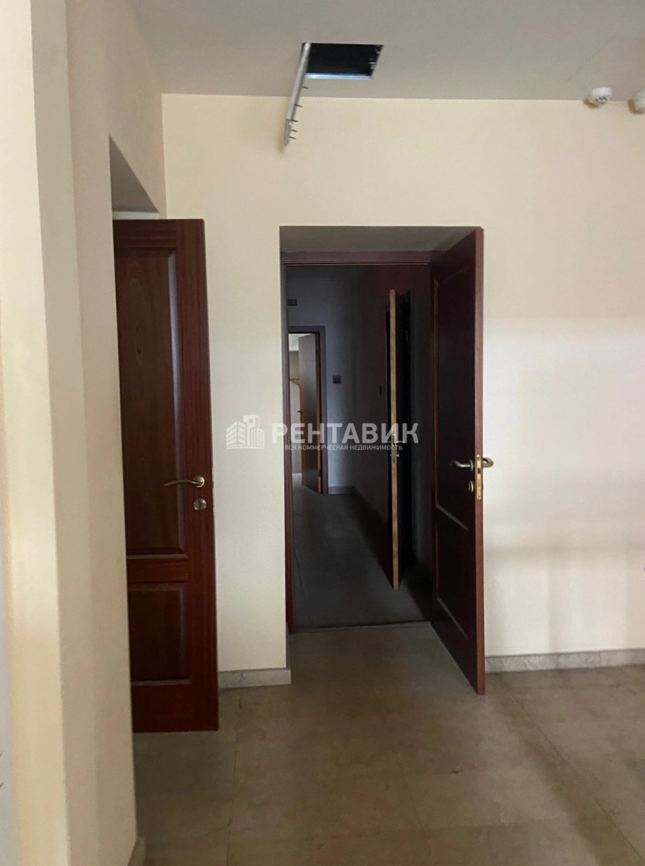 Здание целиком 3-й Люсиновский, 5 площадью 967 квадратных метров