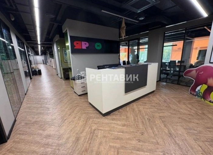 Офис Верейская Плаза III площадью 880 квадратных метров